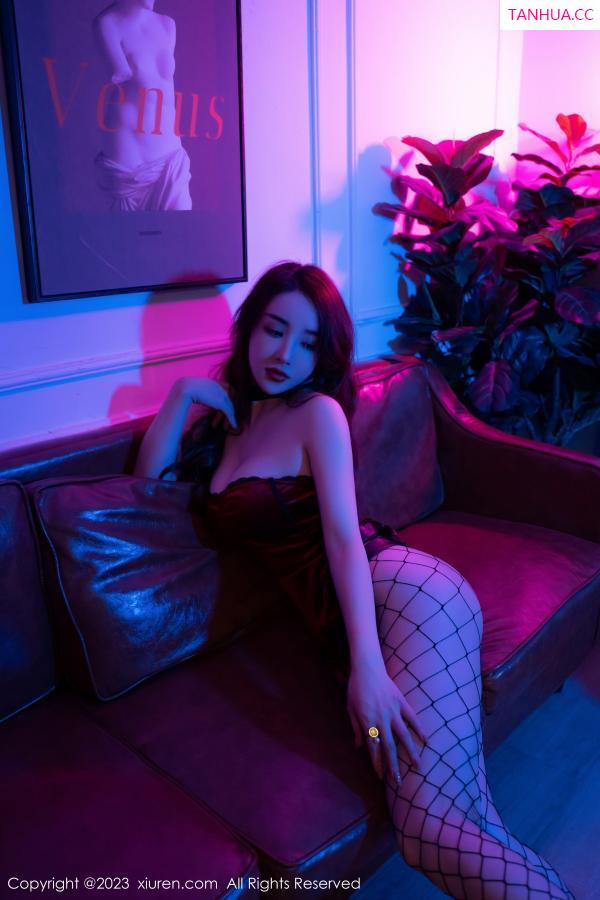   [XiuRen]高清写真图 2023.01.31 No.6192 雨儿1494 美臀妩媚第34张图片